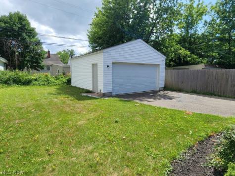 4102 Verona Road South Euclid OH 44121