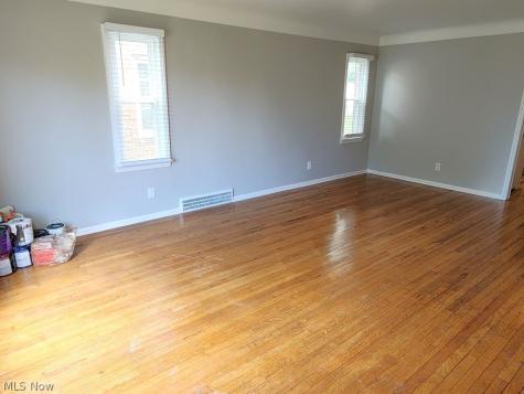 4102 Verona Road South Euclid OH 44121