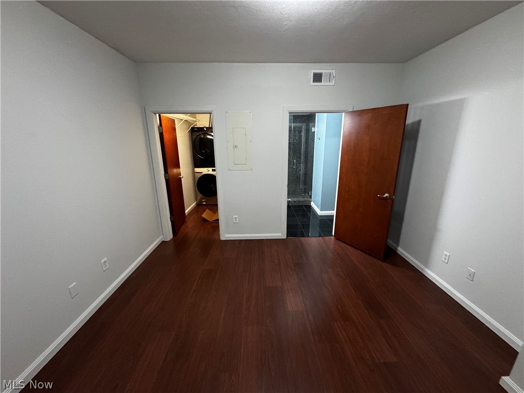 1237 Washington Avenue Cleveland OH 44113