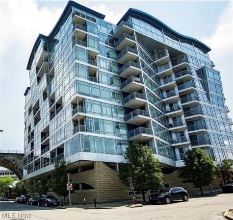 1237 Washington Avenue Cleveland OH 44113