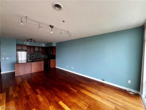 1237 Washington Avenue Cleveland OH 44113