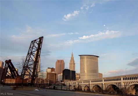 1237 Washington Avenue Cleveland OH 44113