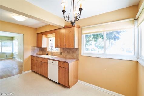2620 Mogadore Road Akron OH 44312