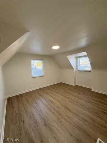 5080 Haverford Drive Lyndhurst OH 44124