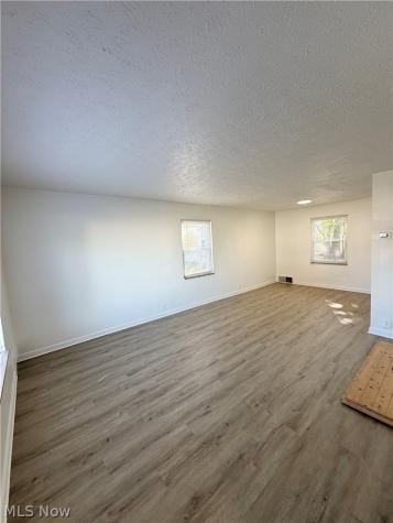 5080 Haverford Drive Lyndhurst OH 44124