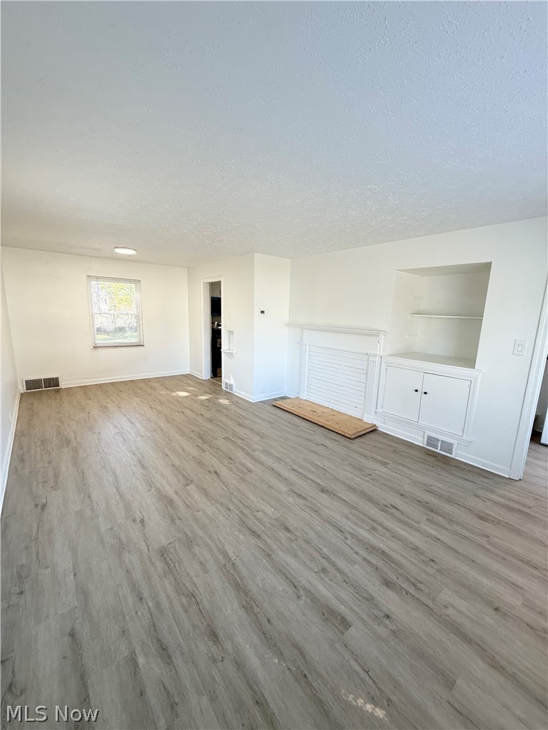 5080 Haverford Drive Lyndhurst OH 44124