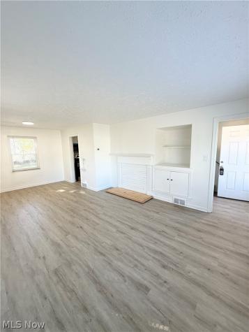 5080 Haverford Drive Lyndhurst OH 44124