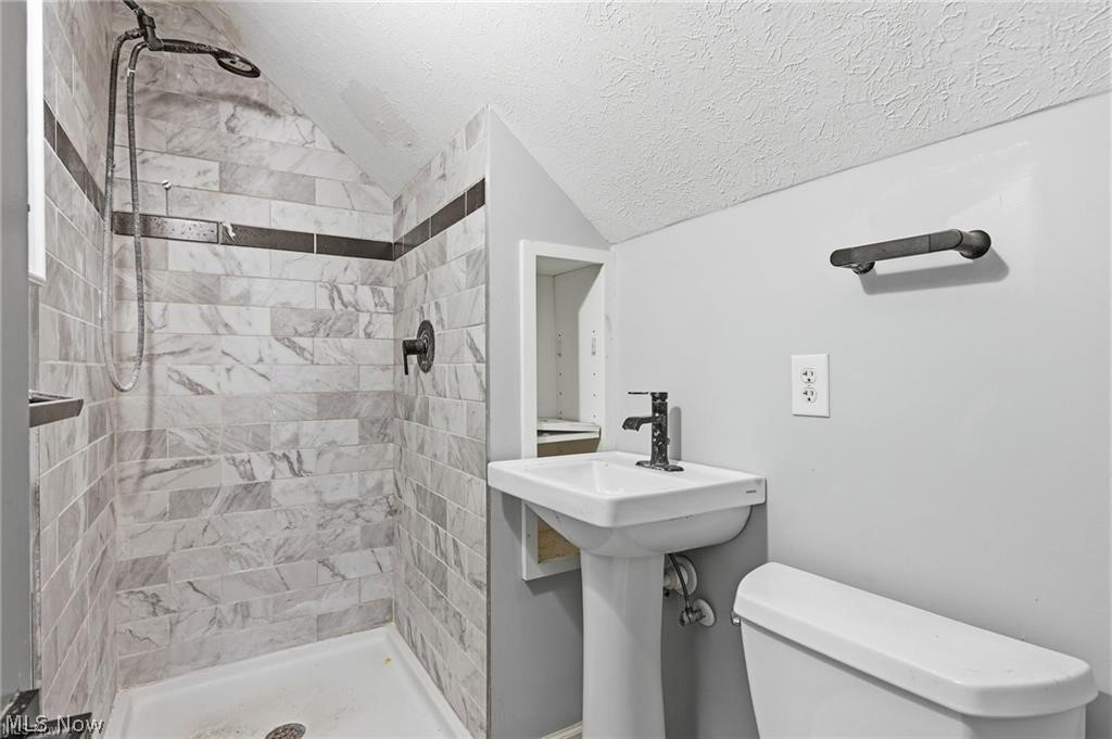 2819 Lincoln Avenue Parma OH 44134