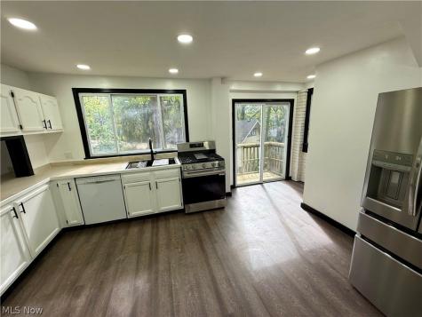 360 Litchfield Road Akron OH 44305
