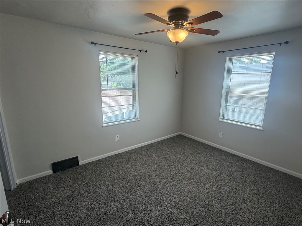 47 Parkgate Austintown OH 44515