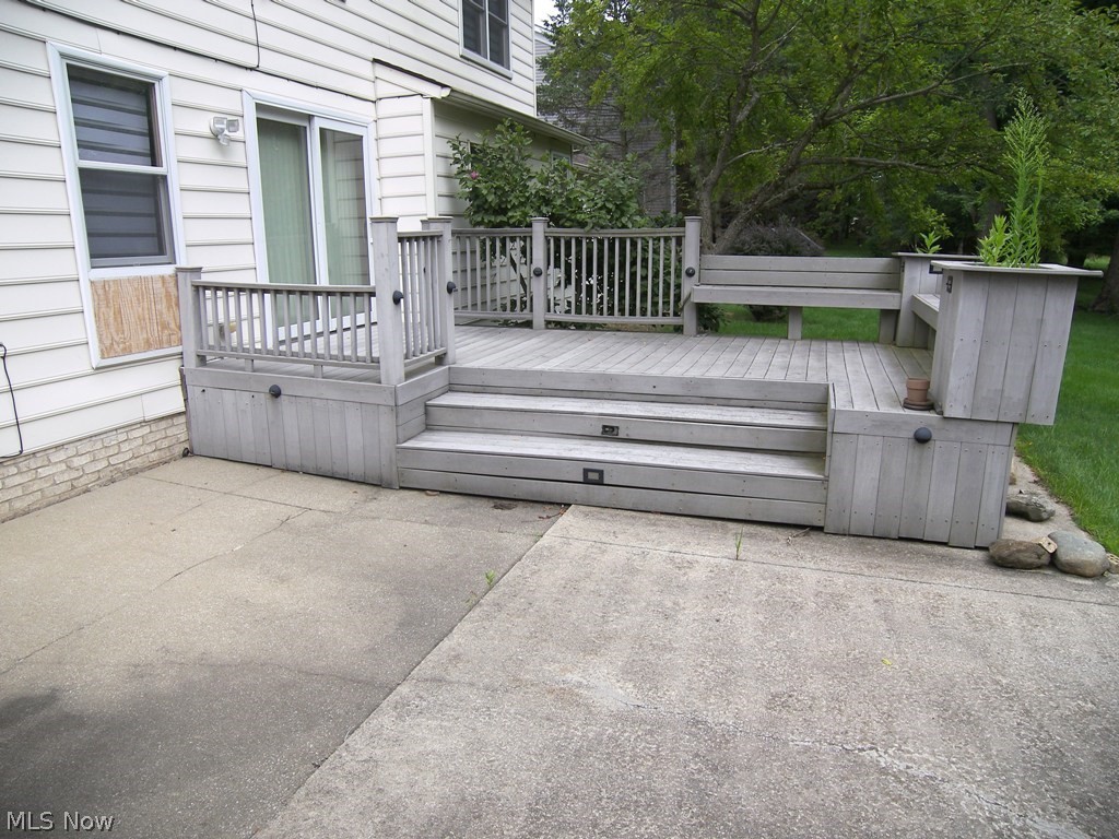 32156 S Roundhead Drive Solon OH 44139