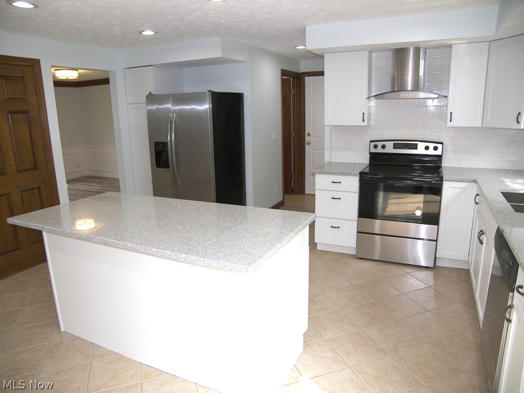 32156 S Roundhead Drive Solon OH 44139