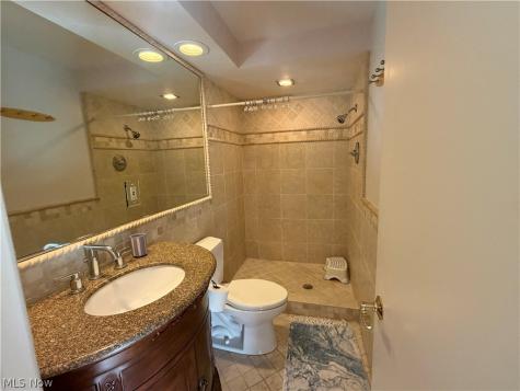 2455 Buckhurst Drive Beachwood OH 44122