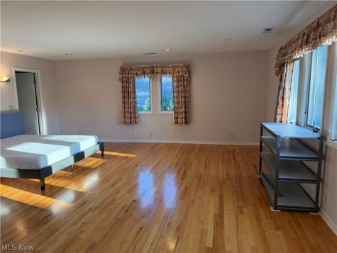2455 Buckhurst Drive Beachwood OH 44122