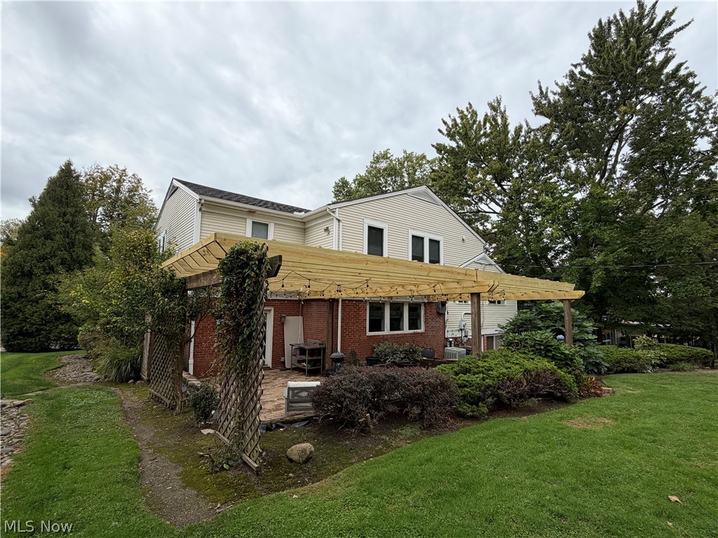 2455 Buckhurst Drive Beachwood OH 44122