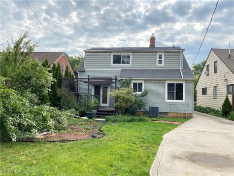 2452 Bromley Road University Heights OH 44118