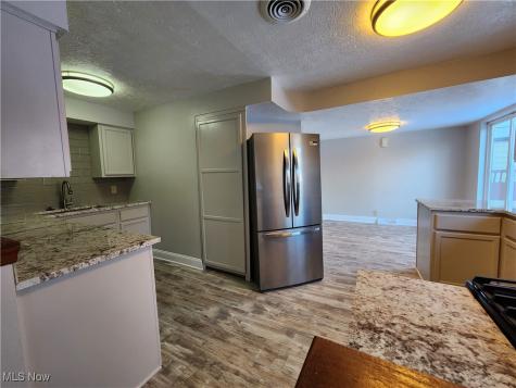 2452 Bromley Road University Heights OH 44118