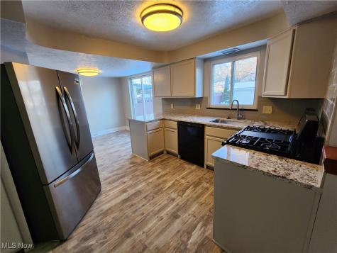 2452 Bromley Road University Heights OH 44118