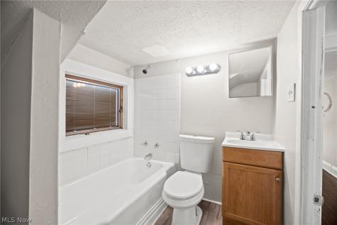 153 Henry Street Bedford OH 44146