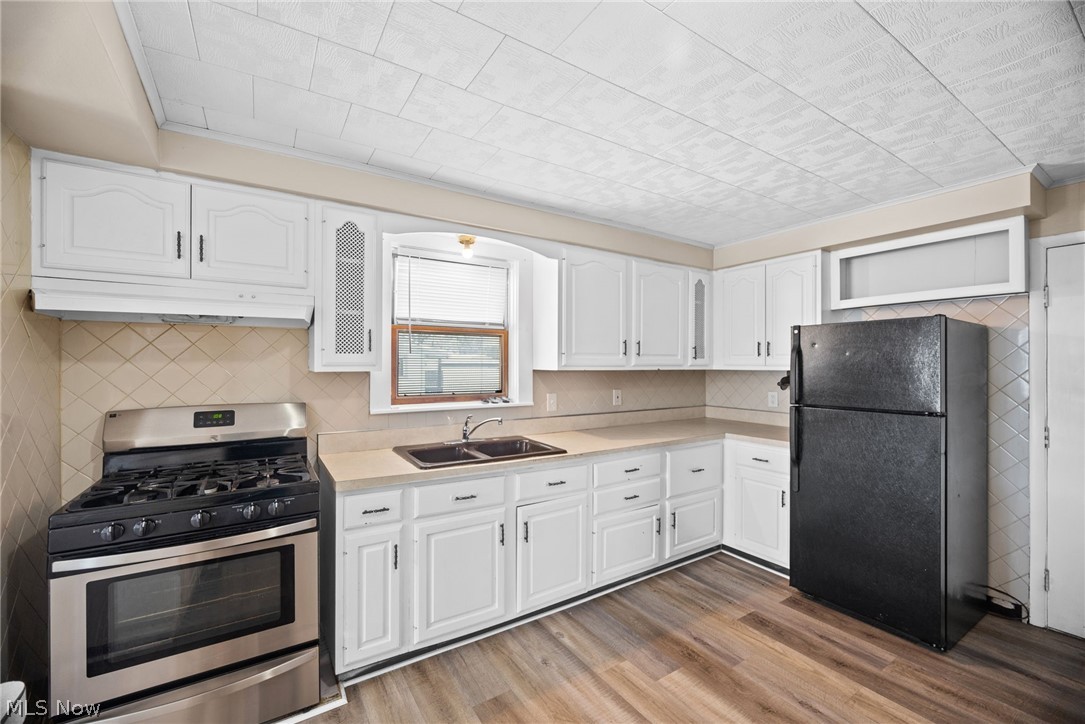 153 Henry Street Bedford OH 44146