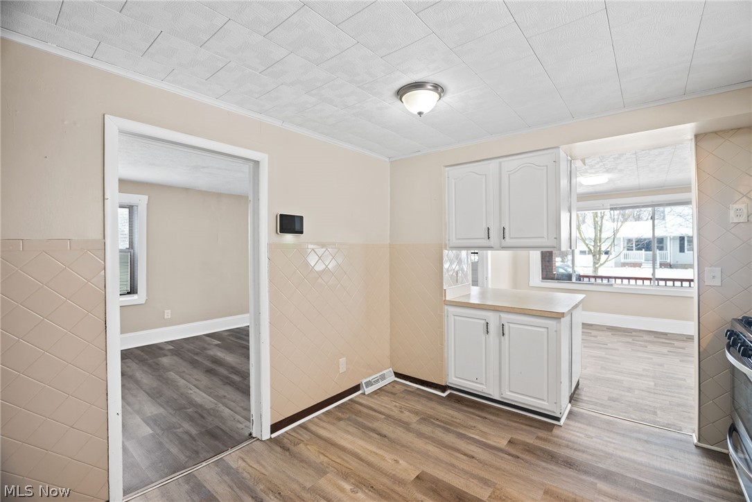 153 Henry Street Bedford OH 44146