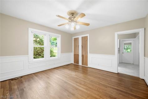 6917 Daisy Avenue Brecksville OH 44141