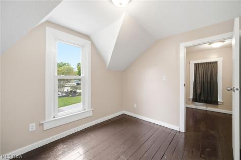 6917 Daisy Avenue Brecksville OH 44141