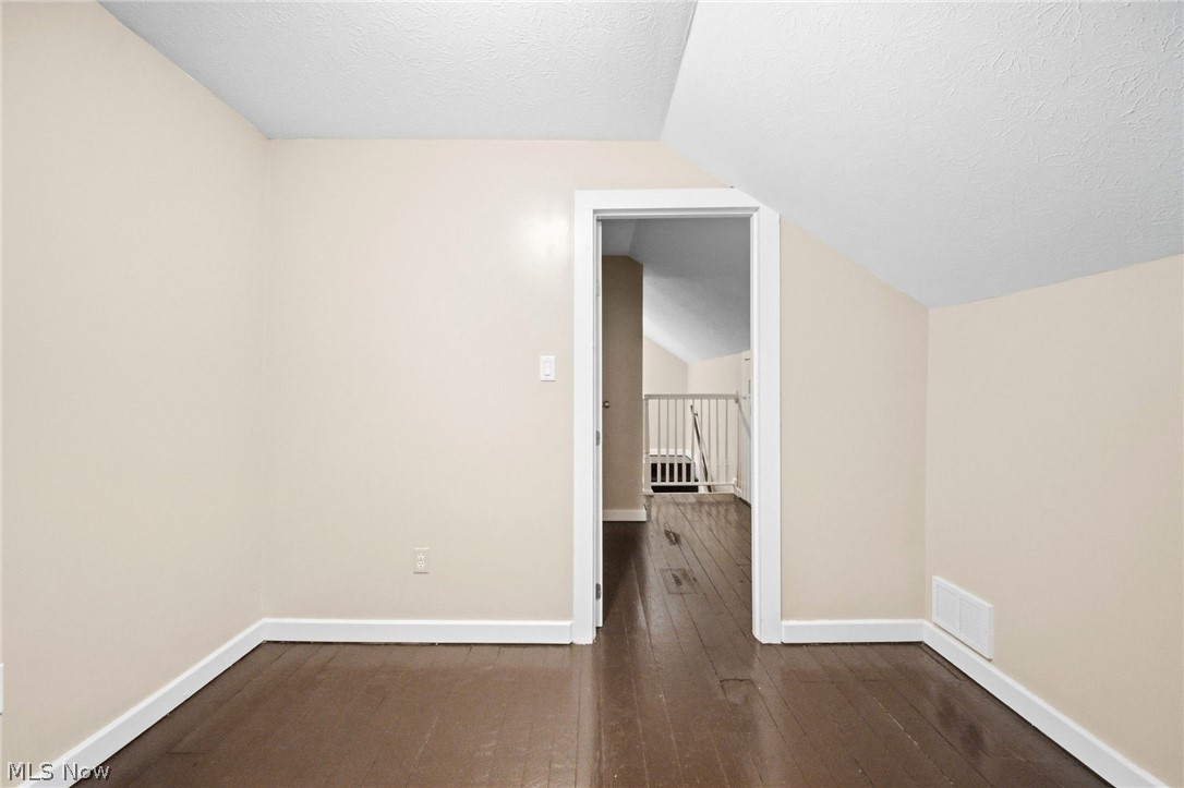 6917 Daisy Avenue Brecksville OH 44141