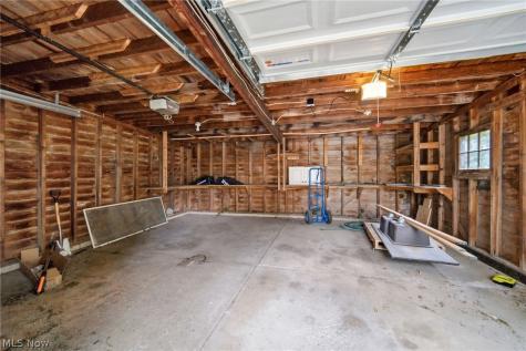 6917 Daisy Avenue Brecksville OH 44141