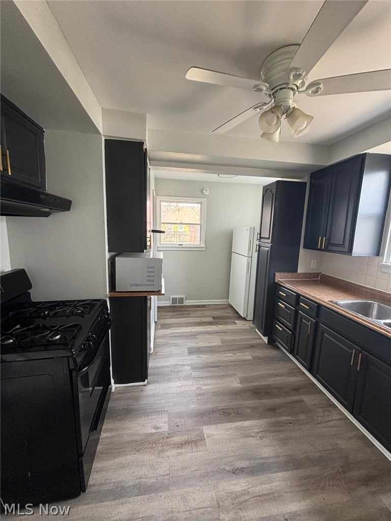 18603 Arrowhead Avenue Cleveland OH 44119
