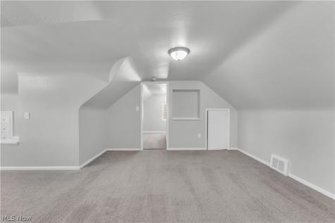 5535 Oakwood Avenue Maple Heights OH 44137
