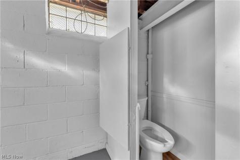5535 Oakwood Avenue Maple Heights OH 44137