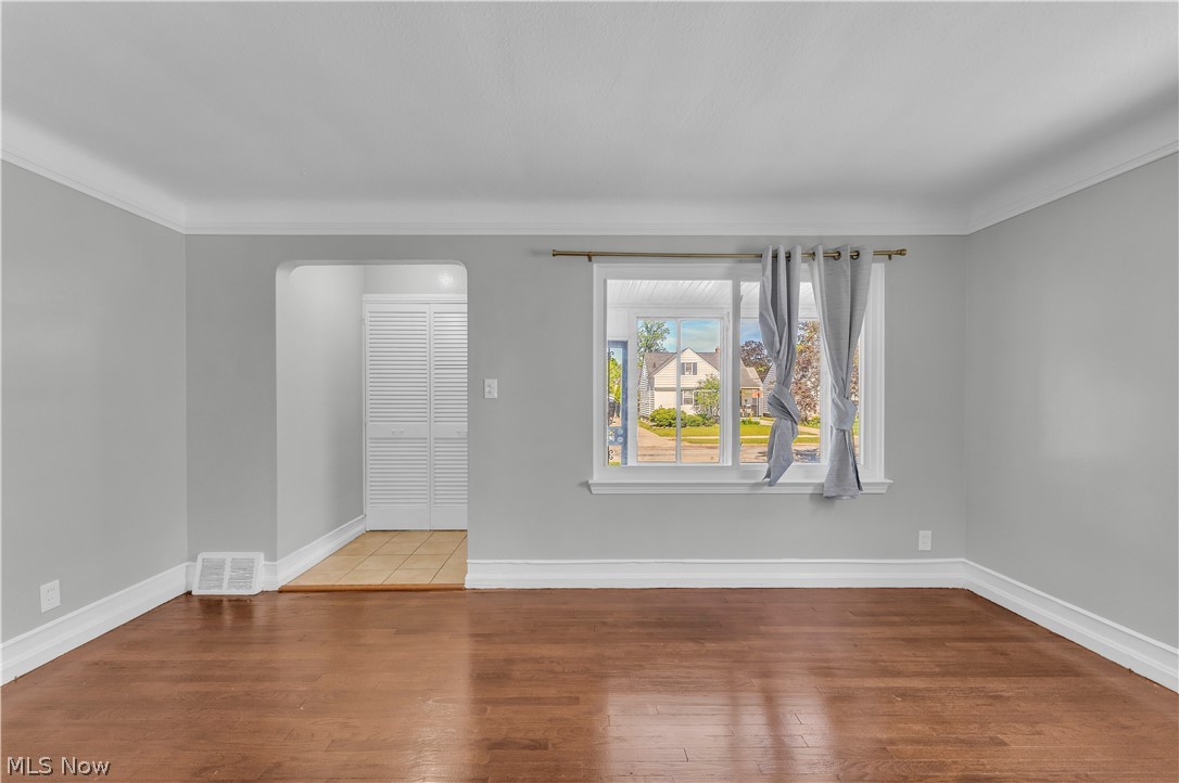 5535 Oakwood Avenue Maple Heights OH 44137