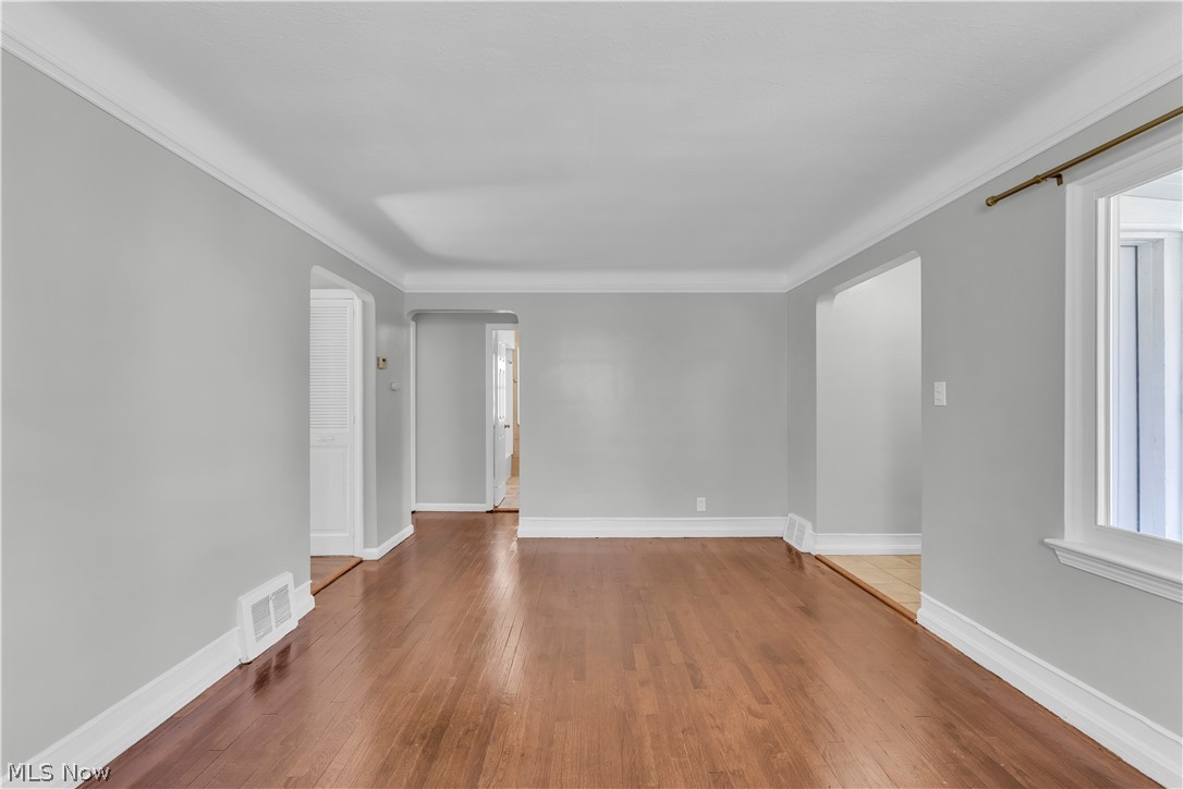 5535 Oakwood Avenue Maple Heights OH 44137