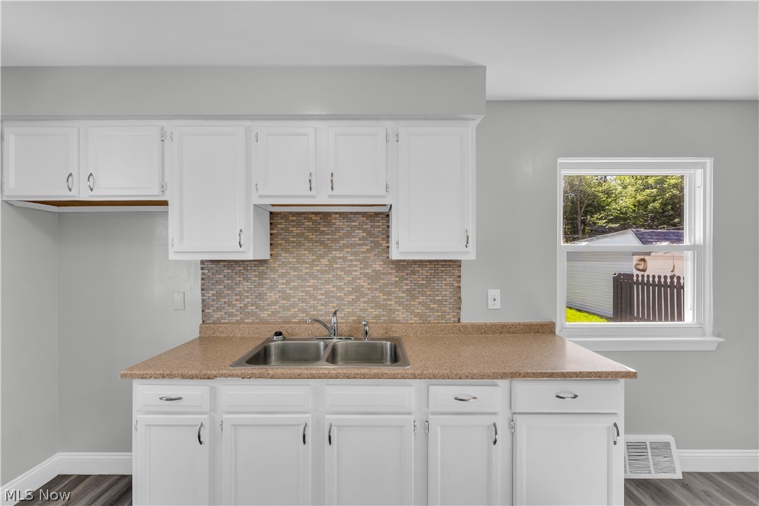 5535 Oakwood Avenue Maple Heights OH 44137