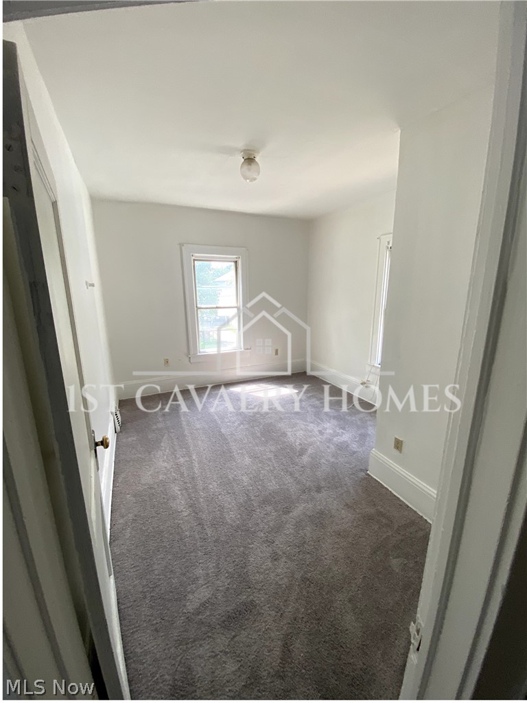 1383 Curtis Street Akron OH 44301