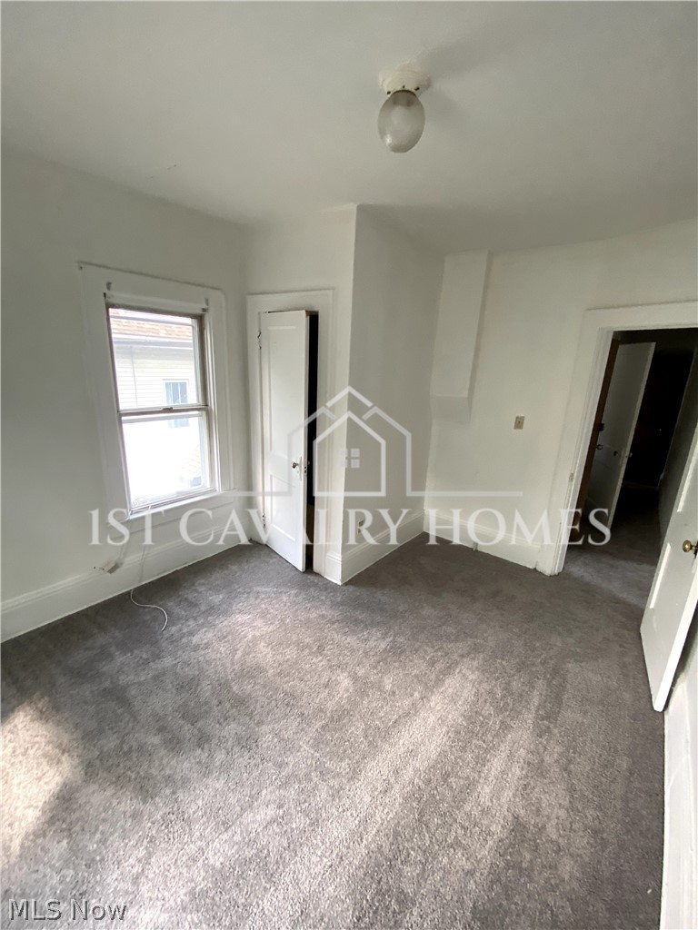 1383 Curtis Street Akron OH 44301