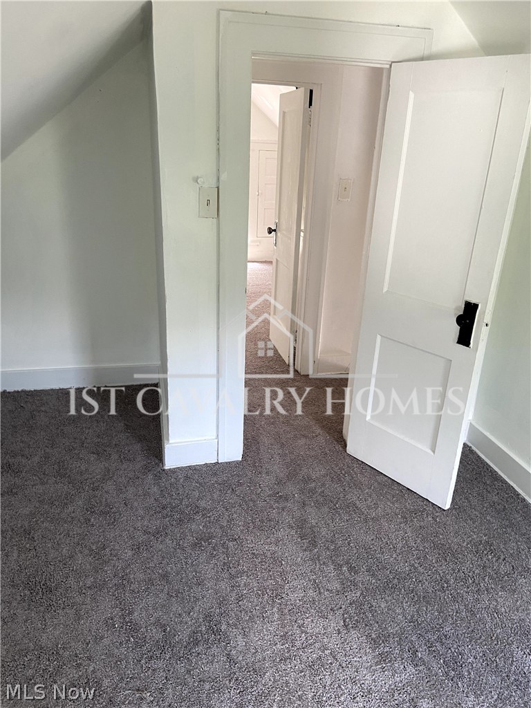 1383 Curtis Street Akron OH 44301