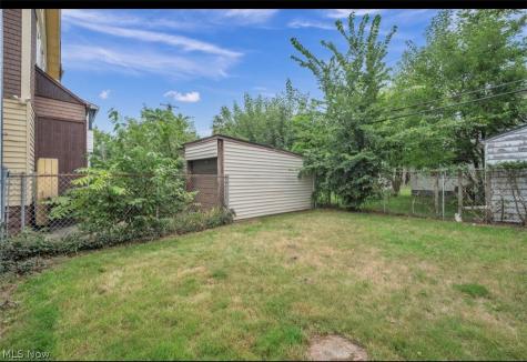 9711 Parmalee Avenue Cleveland OH 44108