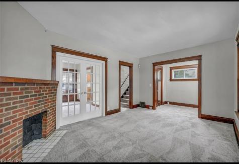 9711 Parmalee Avenue Cleveland OH 44108