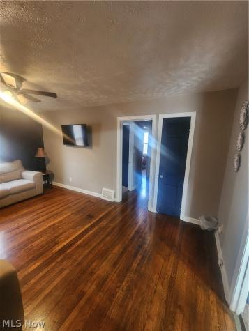 16117 Glendale Avenue Cleveland OH 44128