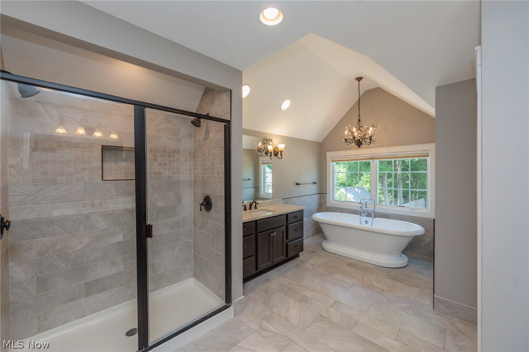 2 Creek Ridge Rocky River OH 44116