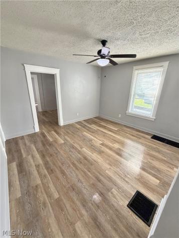 723 Mason Street Niles OH 44446