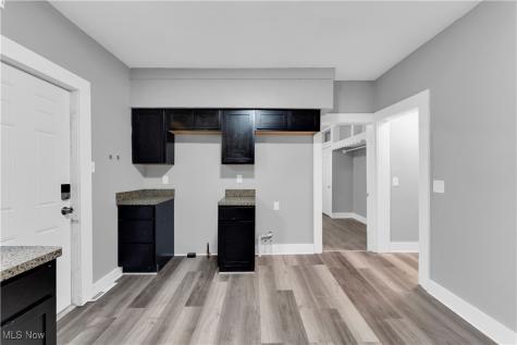 2115 W 96th Street Cleveland OH 44102