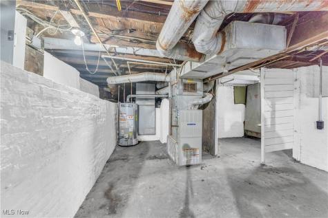 2115 W 96th Street Cleveland OH 44102