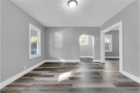 2115 W 96th Street Cleveland OH 44102
