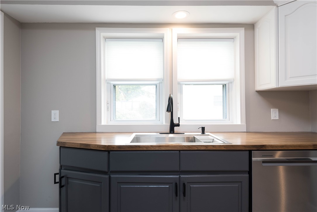7003 Brecksville Road Independence OH 44131