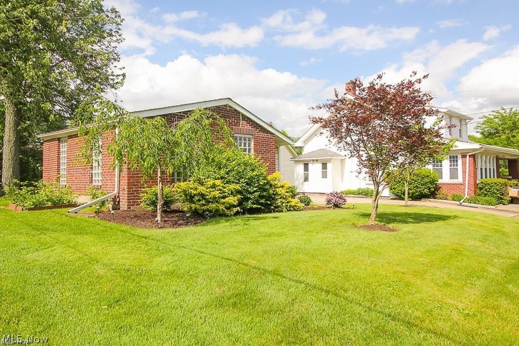7003 Brecksville Road Independence OH 44131