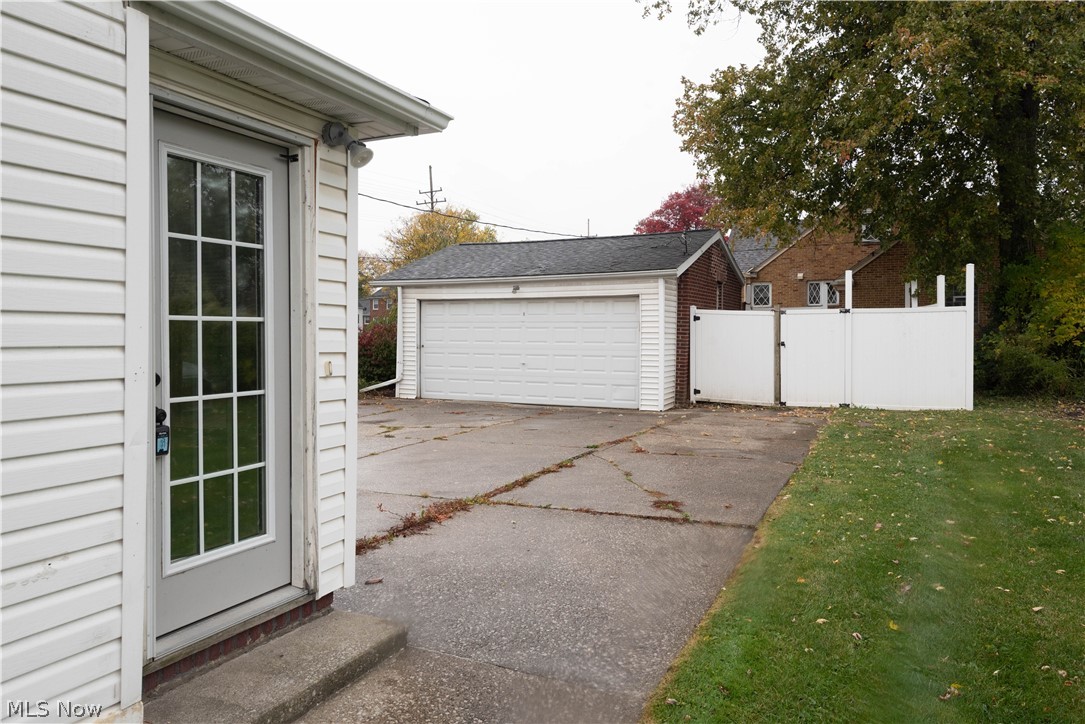 7003 Brecksville Road Independence OH 44131