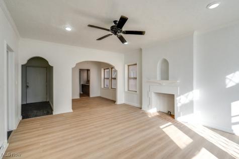 2828 S Moreland Boulevard Cleveland OH 44120